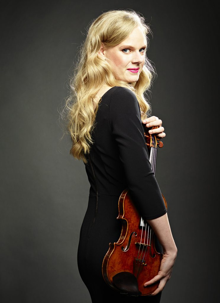Simone Lamsma performed Brahms' Violin Concerto with the Dallas Symphony Orchestra Friday night. Photo: Merlijn Doomernik