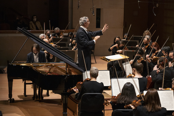 Texas Classical Review » Blog Archive » Luisi leads DSO in 